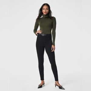 NWOT’s Spanx Ankle Skinny Jeans in Clean Black